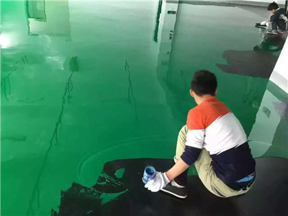 华亭下面给你一份环氧地坪漆施工的完整流程